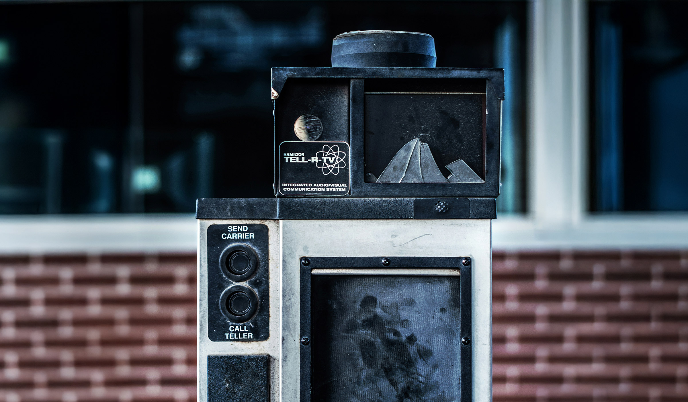 The Ghost in the Machine: Designing User Experiences for Invisible & Ambient AI